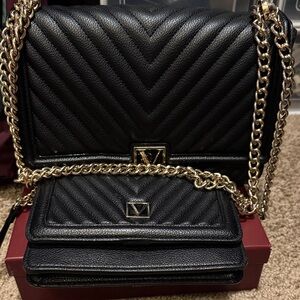 Elegant Black Quilted Chain Bag